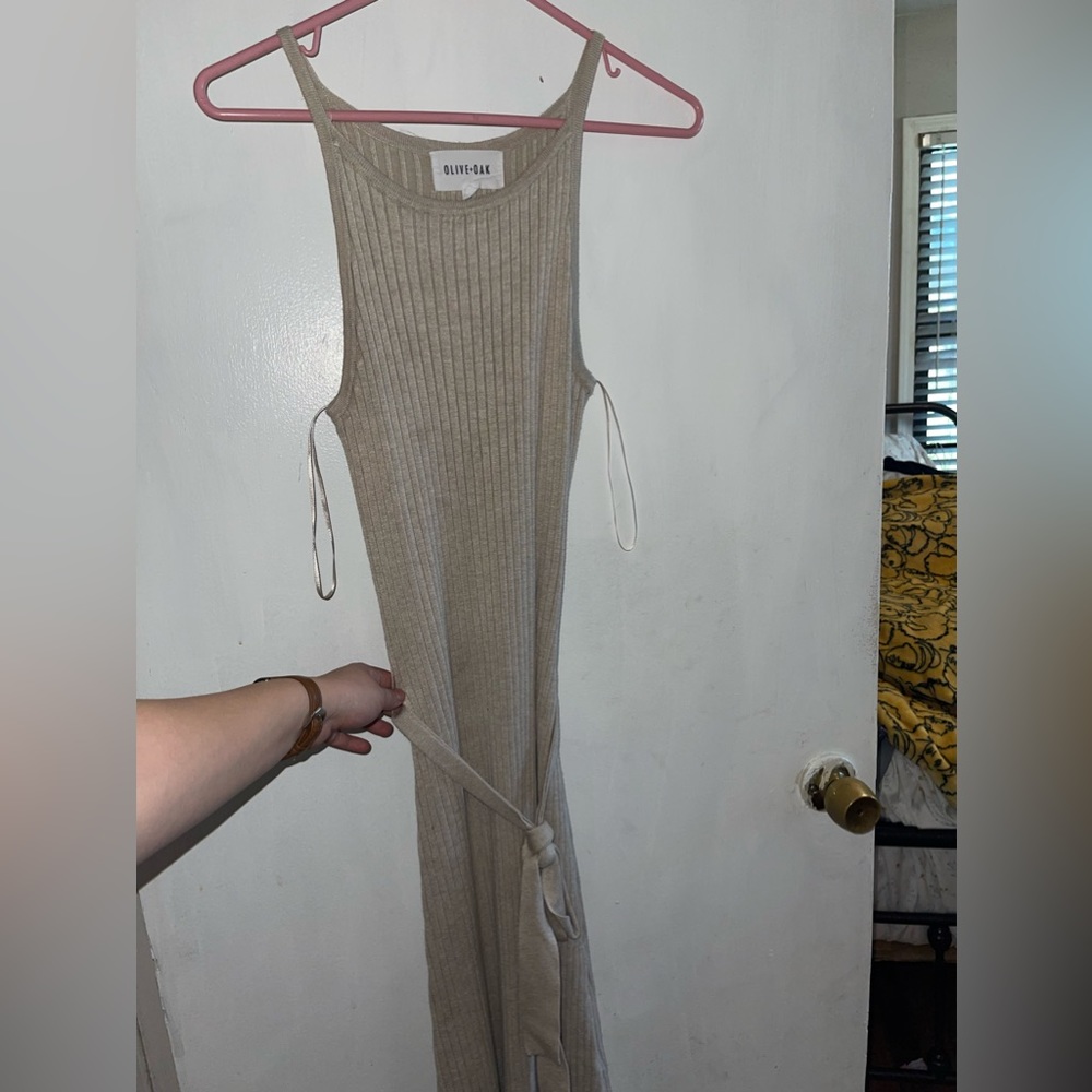 Neutral dress
